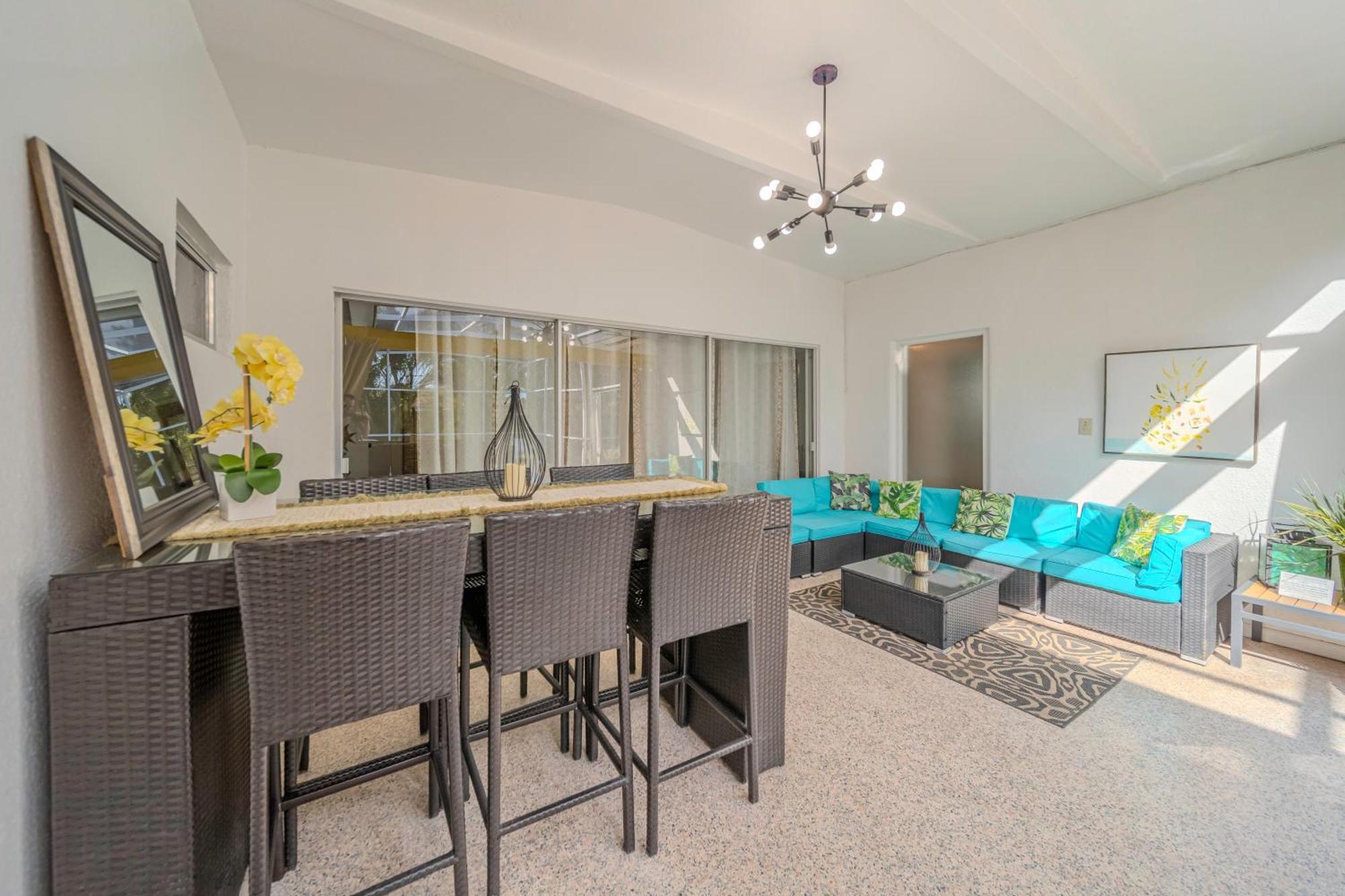 Fantastic Island House 1 Mile To The Beach With Heated Pool ซาราโซตา ภายนอก รูปภาพ